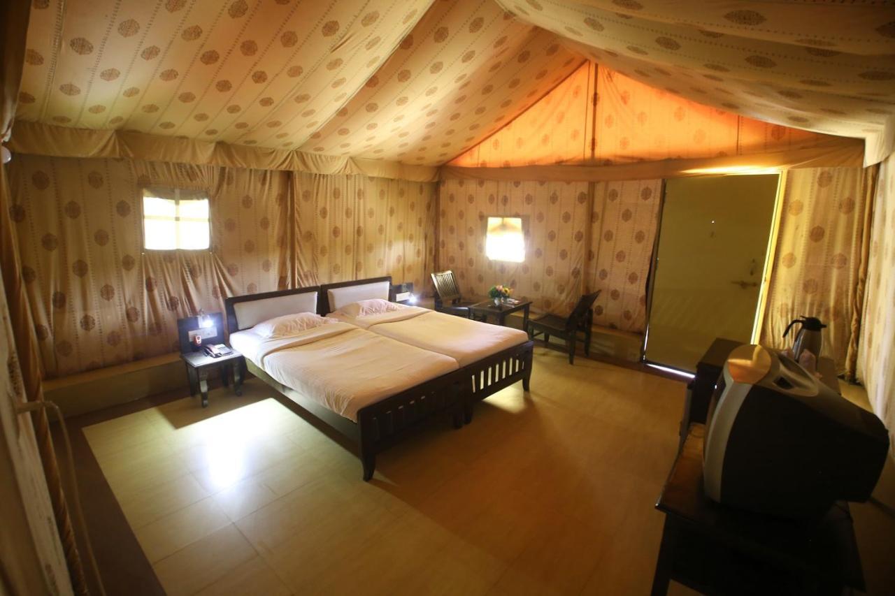 Mpt Marble Rocks, Bhedaghat Otel Bheraghat Dış mekan fotoğraf